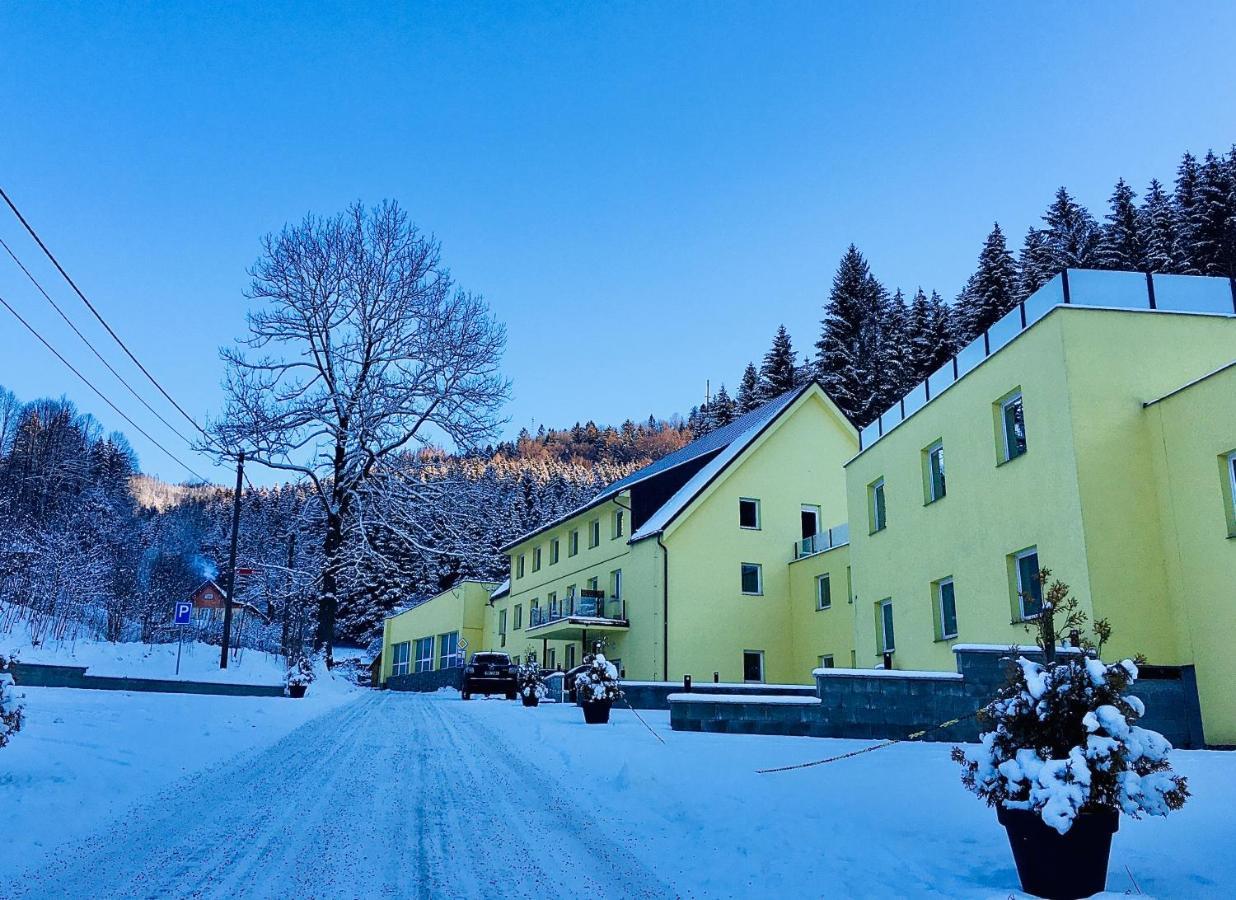 Black & White Apartments, Mytinka, Jesenik Exterior photo