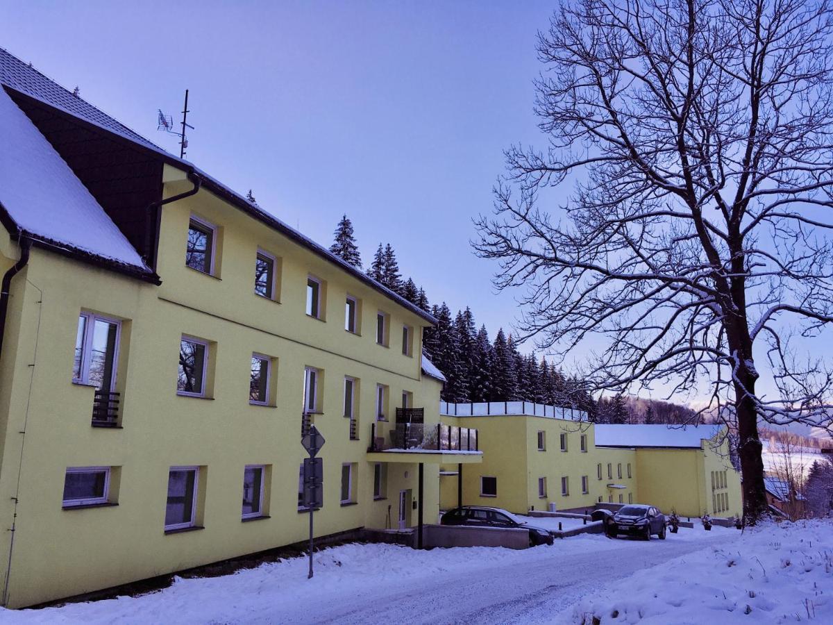 Black & White Apartments, Mytinka, Jesenik Exterior photo